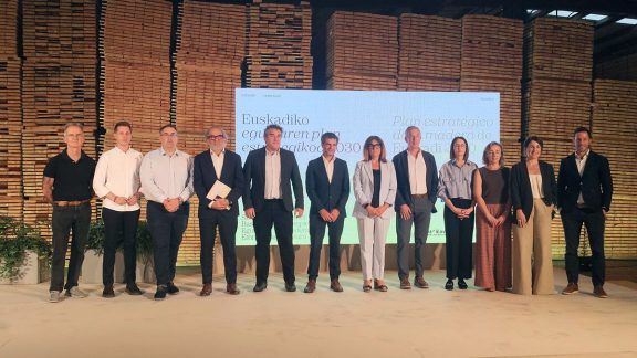 Baskegur y Gobierno Vasco sientan las bases del futuro del sector forestal-madera hasta 2030